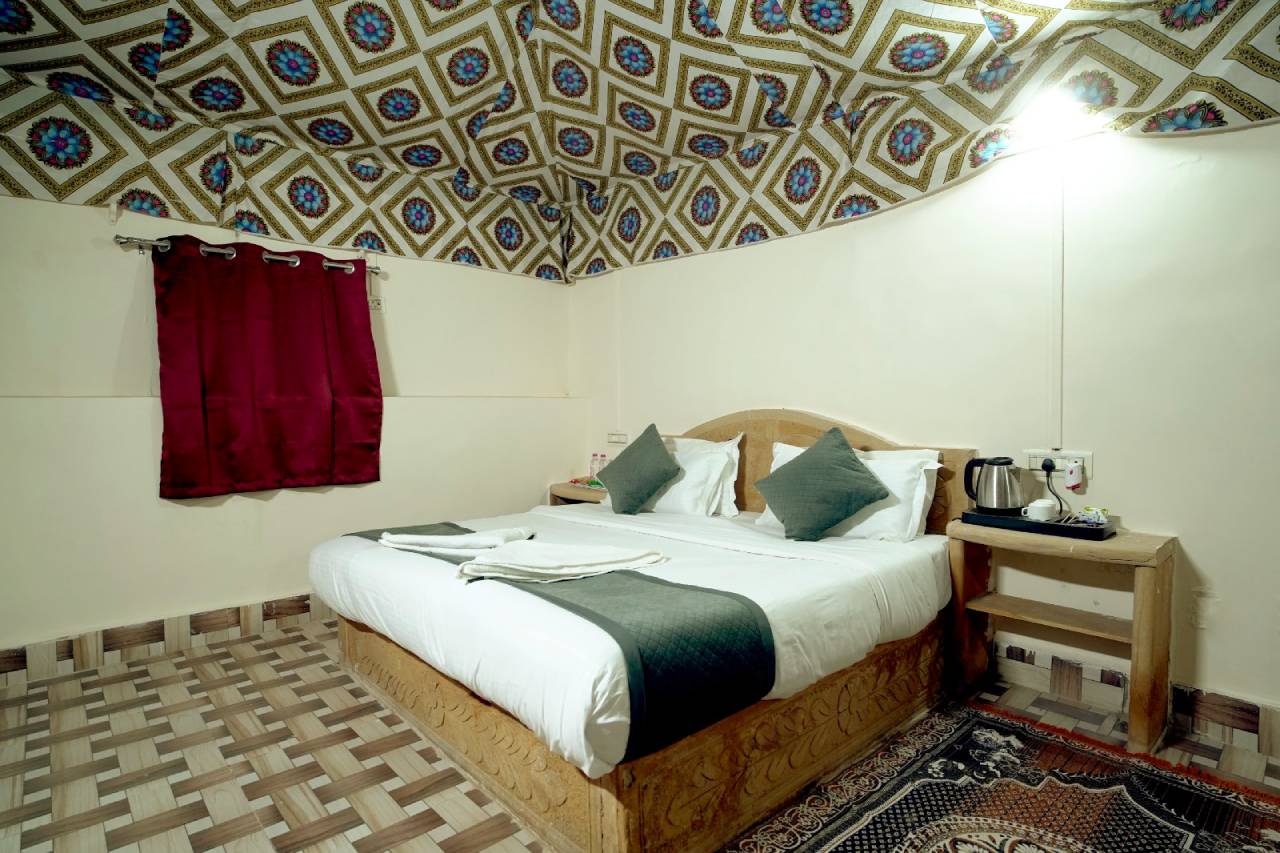 resorts in sam sand dunes Jaisalmer